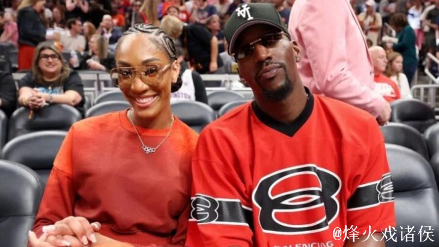 阿德巴约情侣故事：打爆自己女朋友，逼得女篮GOAT当场撒娇