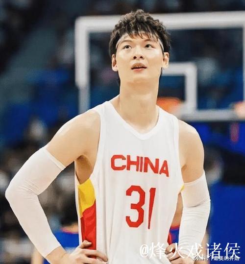 王哲林31+14刘铮16分 上海力克浙江总比分2-2